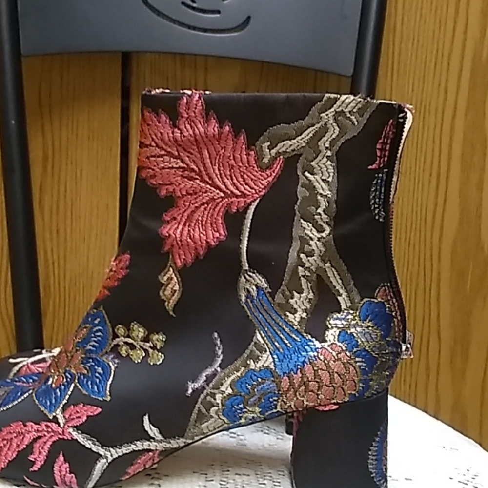 Women's Booties